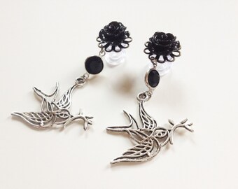 0g Dangle Plugs Black Rose Plugs 2g 4g Sparrow Plugs Dangle Gauges 00g Dangly Ear Plugs, Body Jewelry Acrylic/Wood/Steel Tunnels