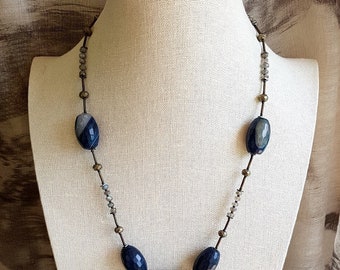 Necklace of blue Agate, Pyrite and Labradorite.