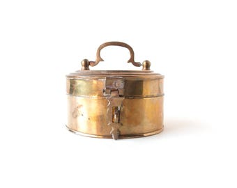 Vintage Round Brass Trinket Box Made in India Brass Decor Small Round Brass Storage Box Keepsake Box Tooth Fairy Box Decorative