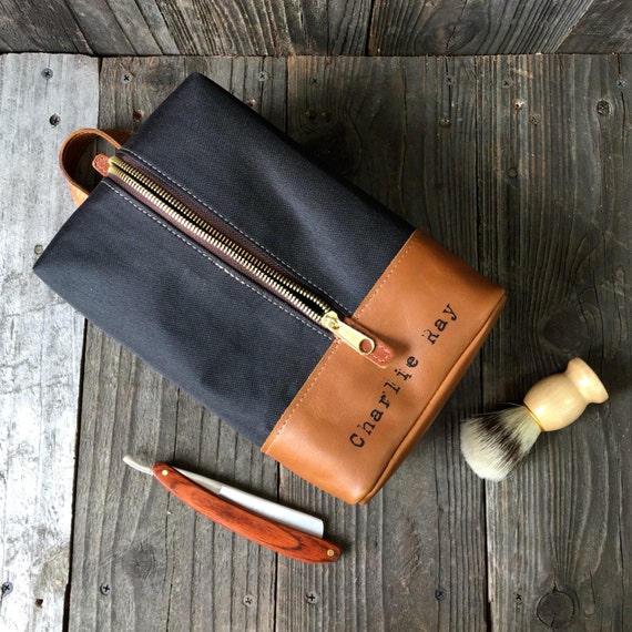 leather hanging dopp kit