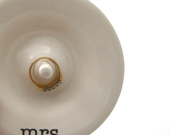 Mrs wedding ring holder , ceramic ring dish , great gift for bride