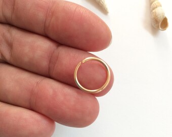 15 gauge lip ring, simple lip ring, gold lip ring, tiny lip ring, lip piercing jewelry, small lip hoop, tiny lip hoop, lip jewelry ring