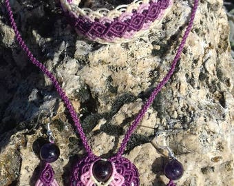 Macrame jewelry set with amethyst and garnet beads