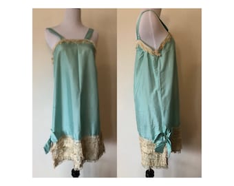 S 1920s Fringed Blue Green Flapper Dress True Antique Vintage with bow