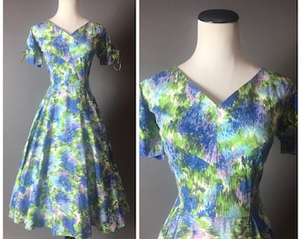 Vintage 50s dress / 1950s dress / fit and flare dress / cotton dress / party dress / watercolor abstract / party dress / day dress / 8267