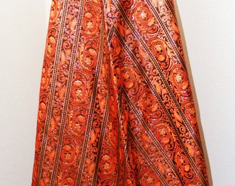 Very Nice Vintage 1970s Long Belted Skirt by EG California in size 12