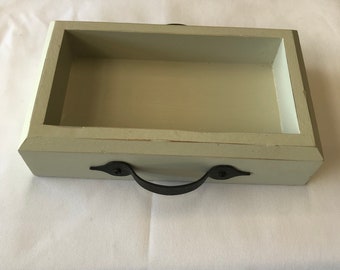 Side table catch tray