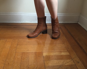 Naturalizer Caramel Brown Leather Ankle Boots | Size 8