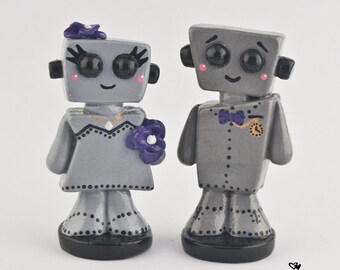 Robot Wedding Cake Topper Kawaii - Cute Bots Bride and Groom