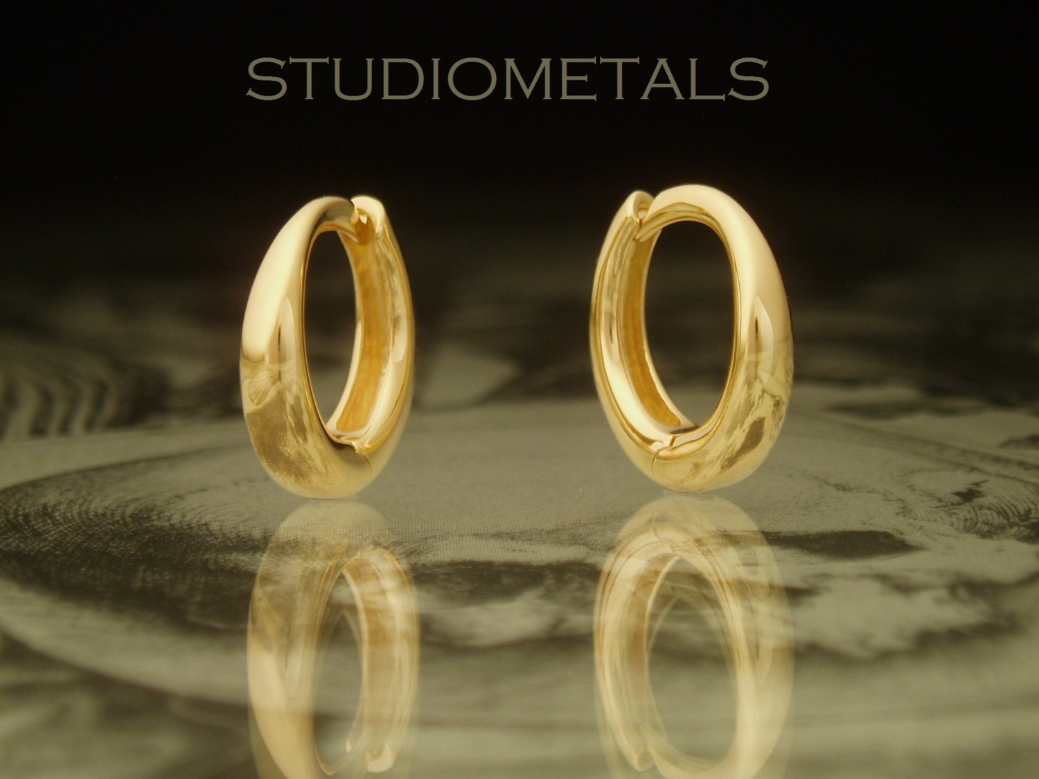 18k Gold Hoop Earrings Gold Huggie Earrings Mens Hoop
