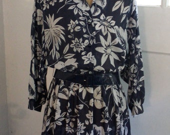 Vintage 1970's - 1980's Willi Of California Floral Print Dress