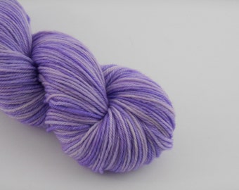 Douce Sport, Lilas clair, 100 % superwash merino, 100g