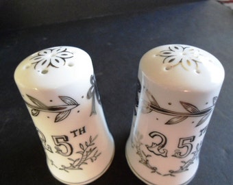 Vintage Lefton 25th Anniversary Salt and Pepper shakers Handpainted in Silver says: 25th on White Porcelain