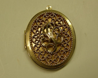 Vintage Costume Filigree Locket Brooch