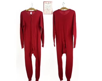 Vintage 1980s Cherry Red Union Suit XL // Onsie // Thermal // Long Johns // Pajamas // Drop Seat // Butt Flap // 80s // Lumberjack // Cabin