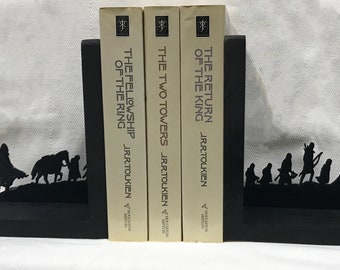The Lord of the Rings Bookends/Hobbit/Bookend/LOTR bookends/house decor/book lover/gift for men/book ends/gift for her/dad/fathers day gift/
