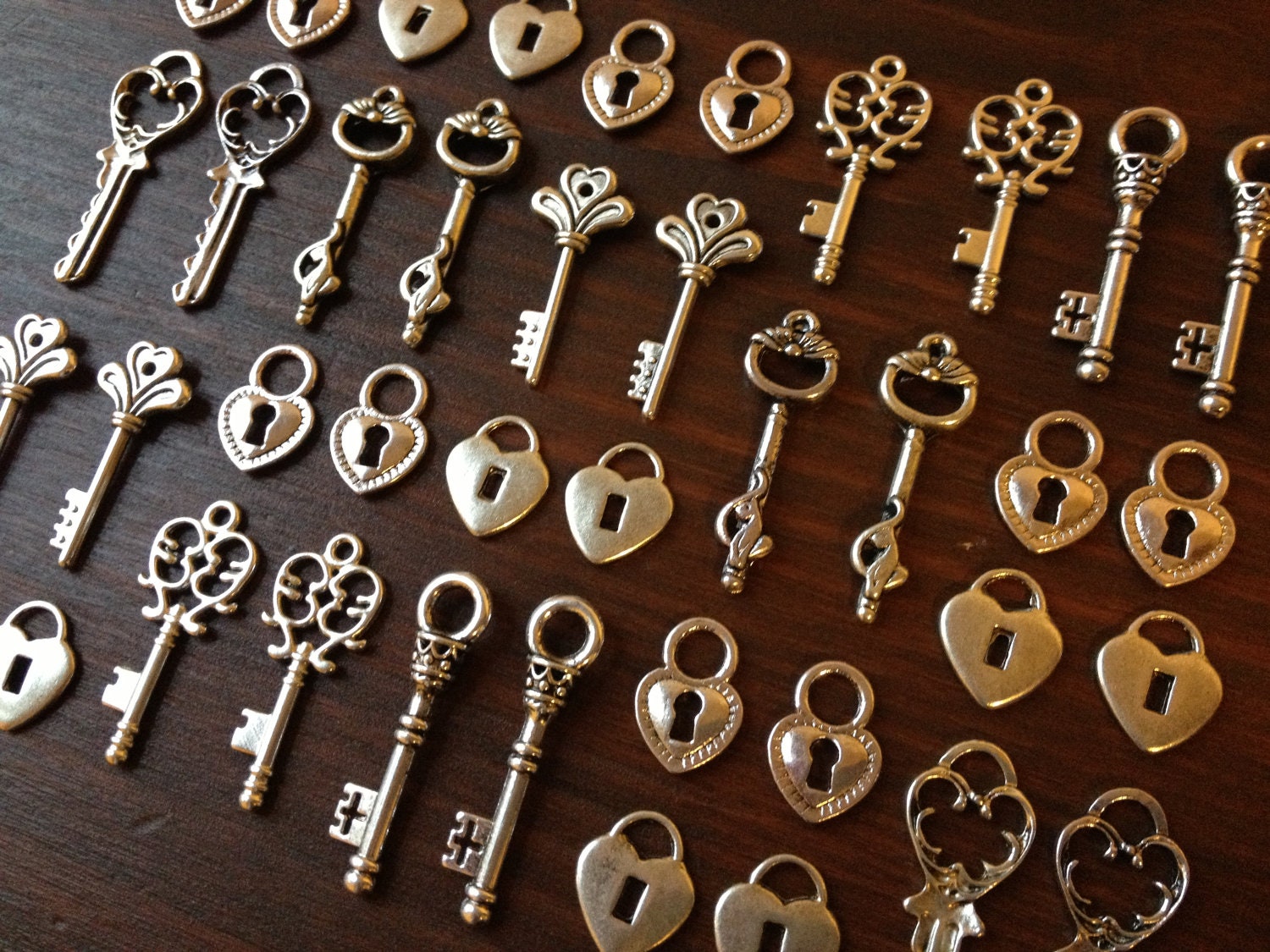 Lock & Key Skeleton Keys and Locks 20 x Antique Silver