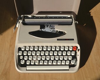 Working Typewriter- Gray Vendex 500T - Fully Serviced - Working Perfectly