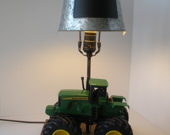 John Deere tractor lamp