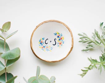 Personalized Wedding Gift / Ring Dish / Bridesmaid Gift / Personalized Gift / Jewelry Dish / Engagement Gift / Gift for Her / Personalized