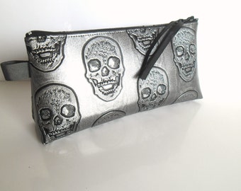 Kit skull faux leather