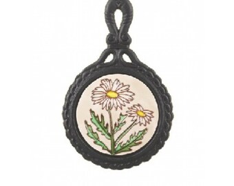 Round Trivet C/W Michaelmas Daisy