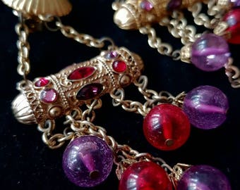 Spectacular red and purple clips 1970 - Spectacular red and purple clips 1970