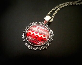 Aztec, Aztec, Aztec pendant cabochon necklace