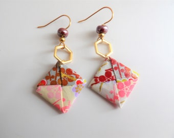 Square gold hexagons with origami leaf earrings
