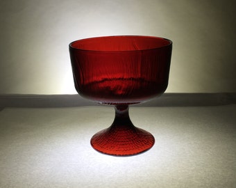 Red Compote with Wavy Line Pattern | Hoosier | #4031