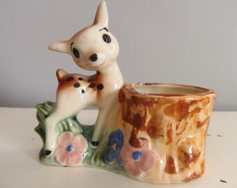 VINTAGE FAWN PLANTER