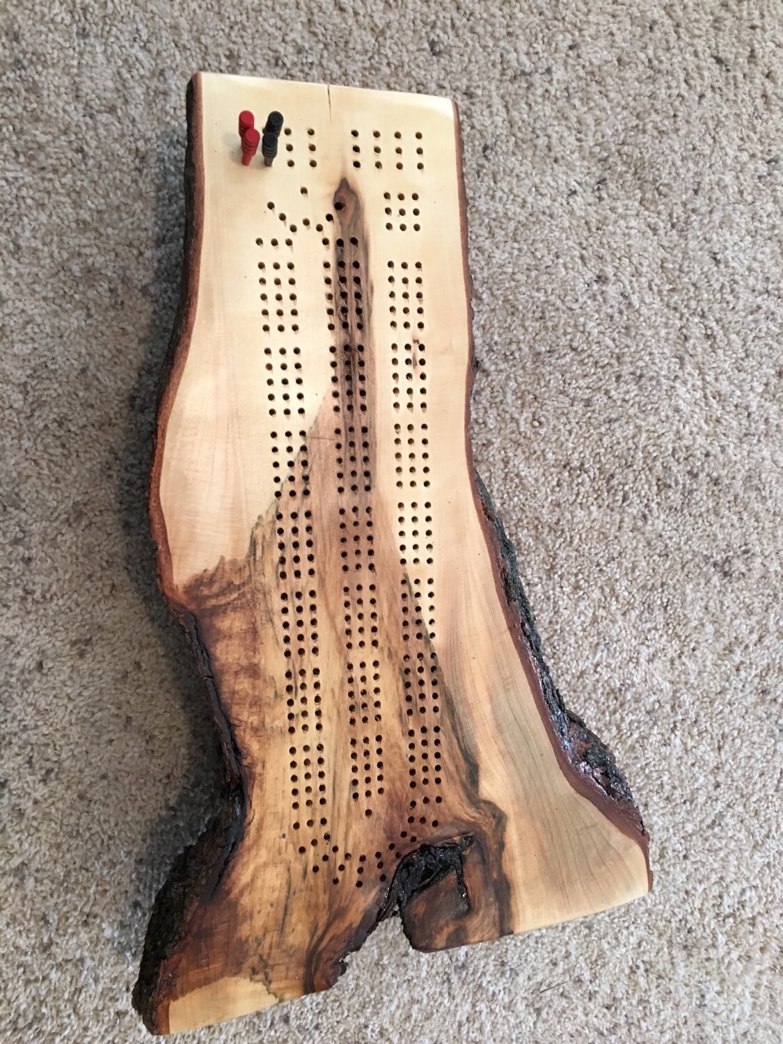 The LUMBER JACK CAMP Wood Cribbage Board The LUMBER JACK CAMP Wood Cribbage Board