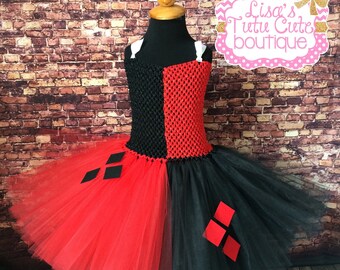 Harley quinn tutu. Harley quinn dress. Harley quinn costume. Harley quinn comic con. Harley quinn tutu dress. Jester costume.