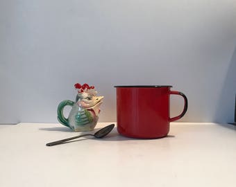Large Red Enamelware Mug * Enamelware Cup * Coffee Mug * Coffee Cup * French Country * Farmhouse Kitchen * Primitive
