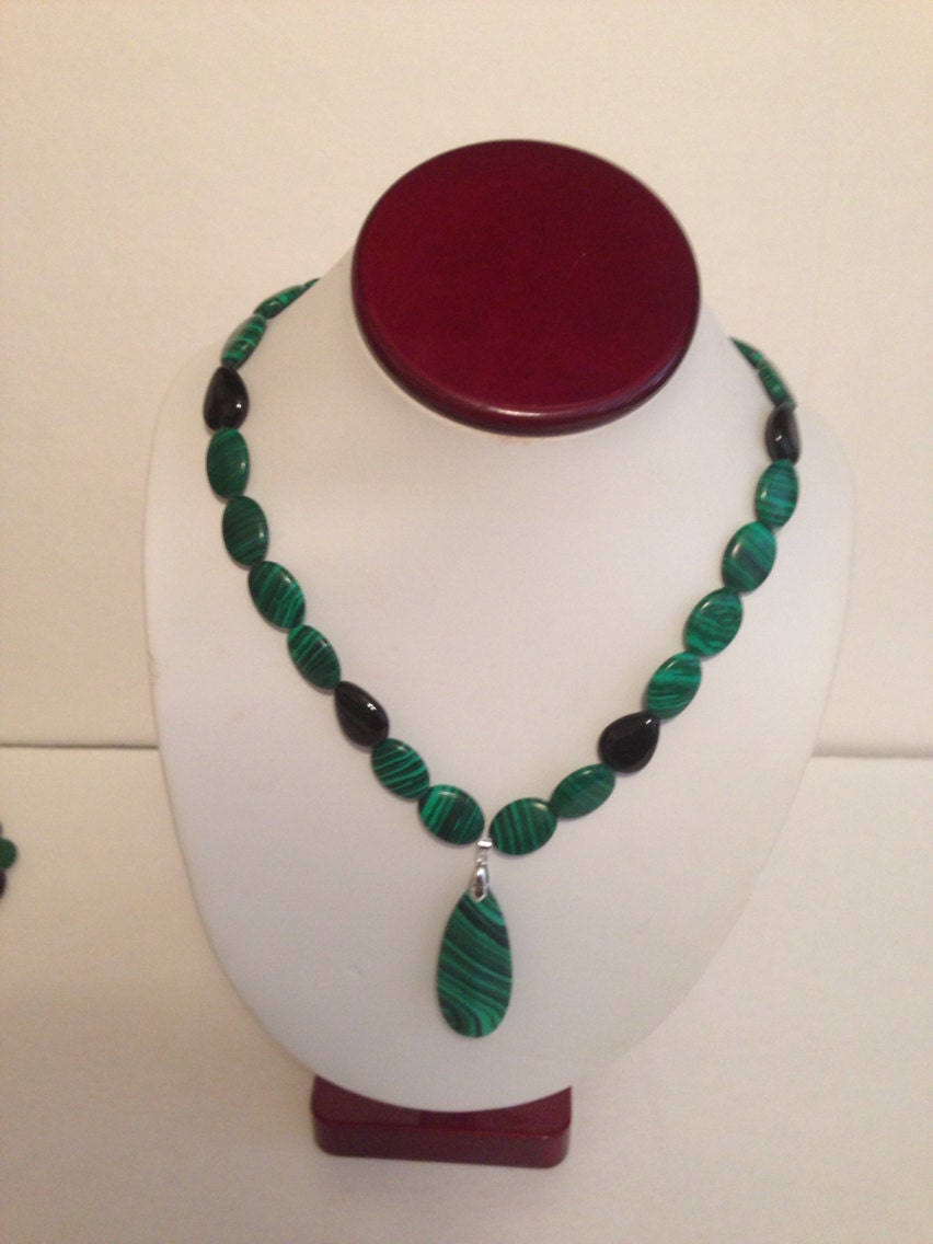 Green Malachite Onyx & Sterling Silver Necklace