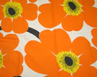 Vintage MOD Retro FLOWER POWER Fabric "Concord Fabrics" 1970s 1960s