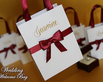Small Personalized Bridesmaid Gift Bags with Burgundy ribbon, bow and name - Bride Gifts bags with satin ribbon - Gift bag for Bridal party