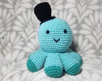 Octopus with top hat plushie