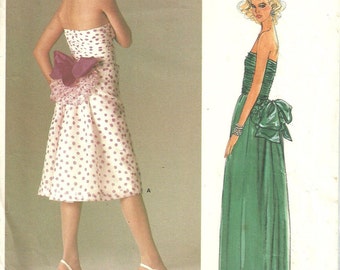 Vogue 1554 / Vintage Designer Sewing Pattern By Bellville Sassoon / Evening Dress Strapless Gown / Size 12 Bust 34