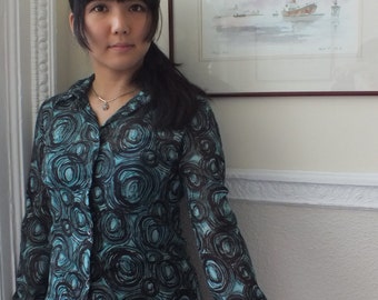 Sale! Iceberg Made in Italy 1990s vintage Shirt/size S/balck green blue mix