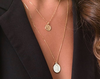 Coin Necklace, Gold Coin Necklace, Minimalist Jewelry, Everyday Necklace, Gold Necklace, Everyday Jewelry Gold, Layered Necklace.