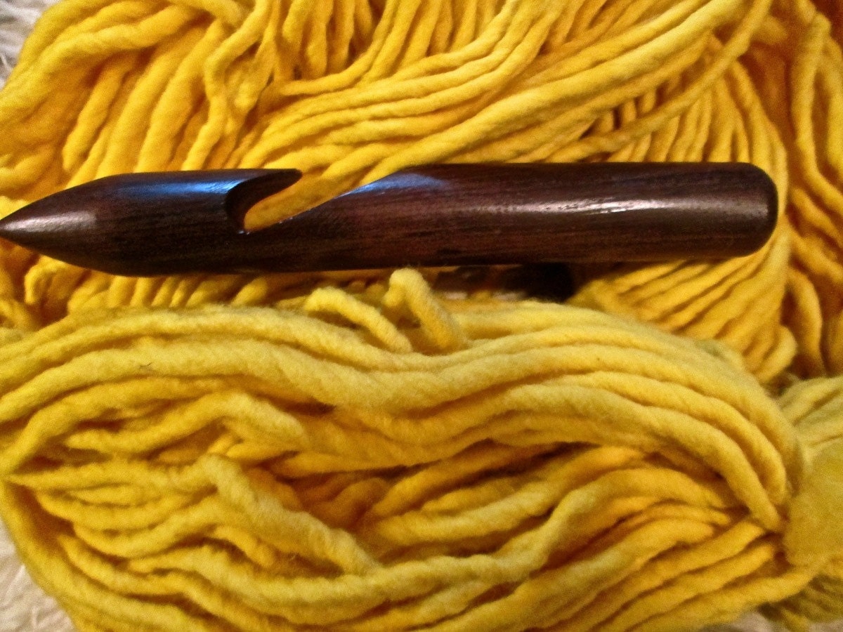 Extra Large Crochet Hook 25mm Handmade of Rosewood SUPER FAST