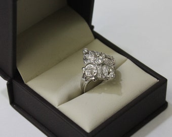 Vintage Platinum diamond ring size 7 , 0.55 ct , 4.2 gr