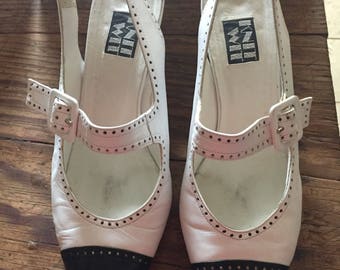 Black and white pumps by Knit Witmade in Italy