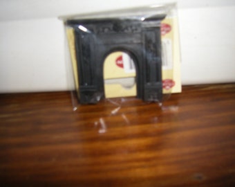 1/2 scale Black Fireplace dollhouse miniature