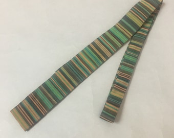 Vintage skinny tie / vintage tie / striped tie / skinny tie