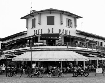 French cafe society