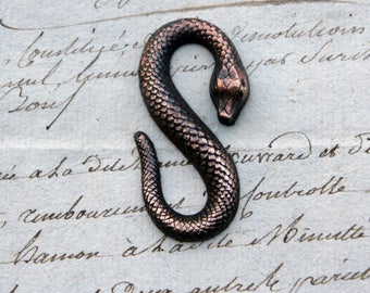 Vintage French Brass Stamping/Antique Style/Snake/Serpent/S Clasp/S shape/French Findings