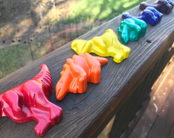 Dino Crayons // Dino Party Favors // Crayon Party Favor // Dinosaur Birthday // Dinosaur Crayons // Large Dinosaur Crayons // Dinosaur Favor