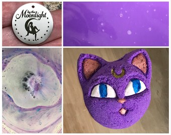 Luna Ball Bath Bomb- with Sailor Moon Charm
